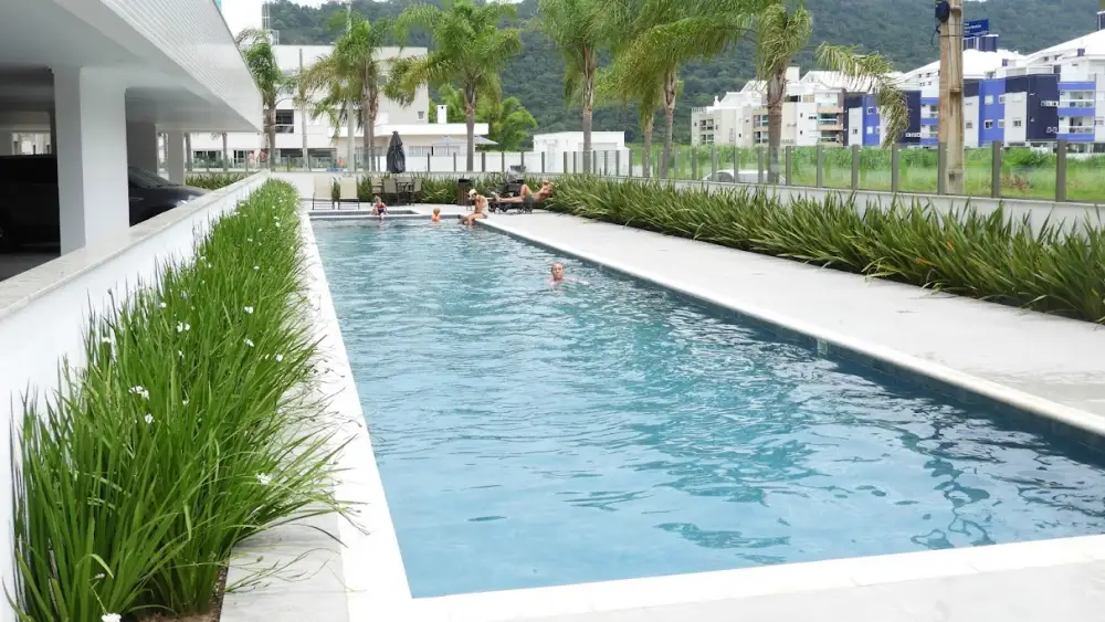 Pileta Cannes